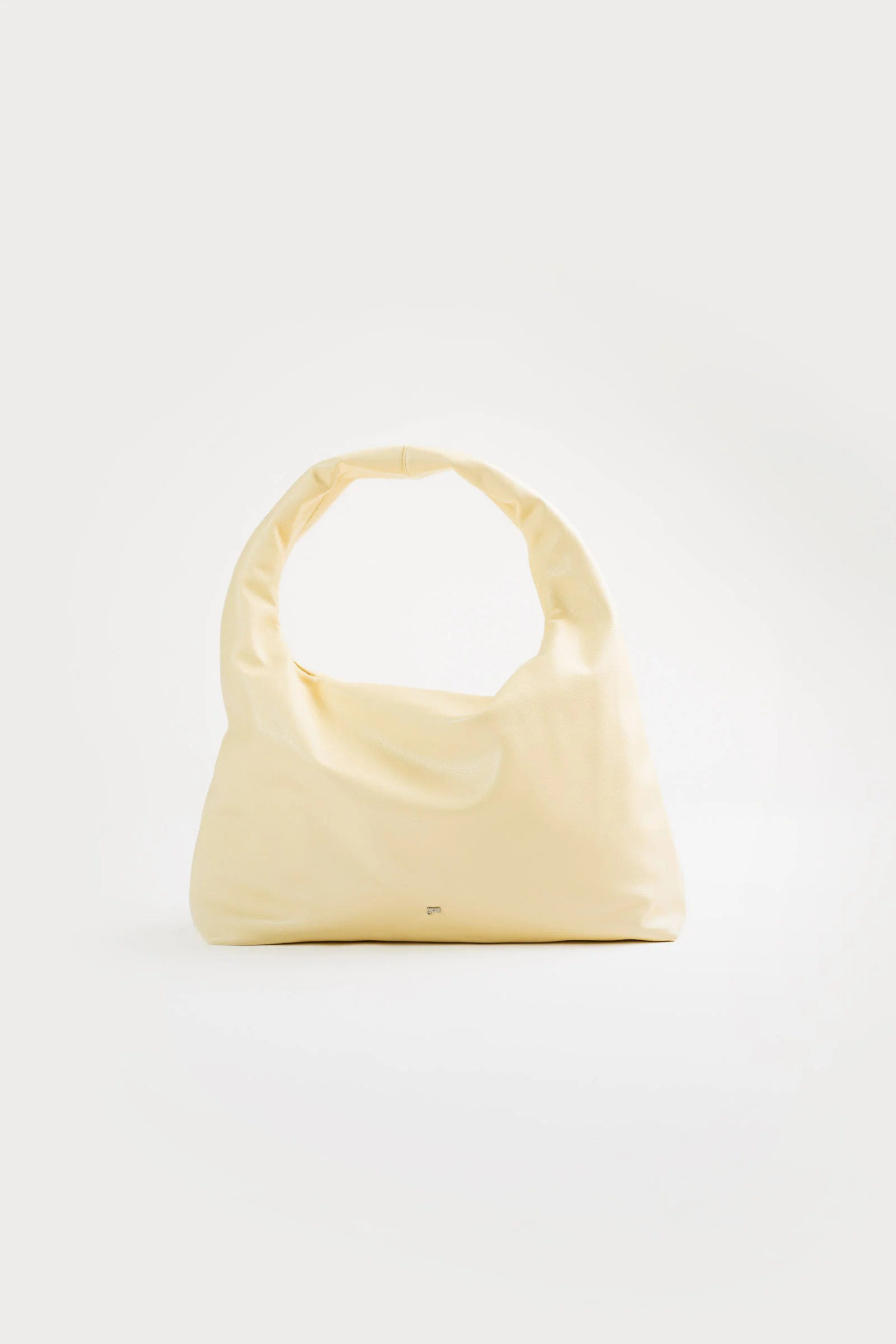 Large Hobo Bag in Butter (Light Pebbled) - Image 3