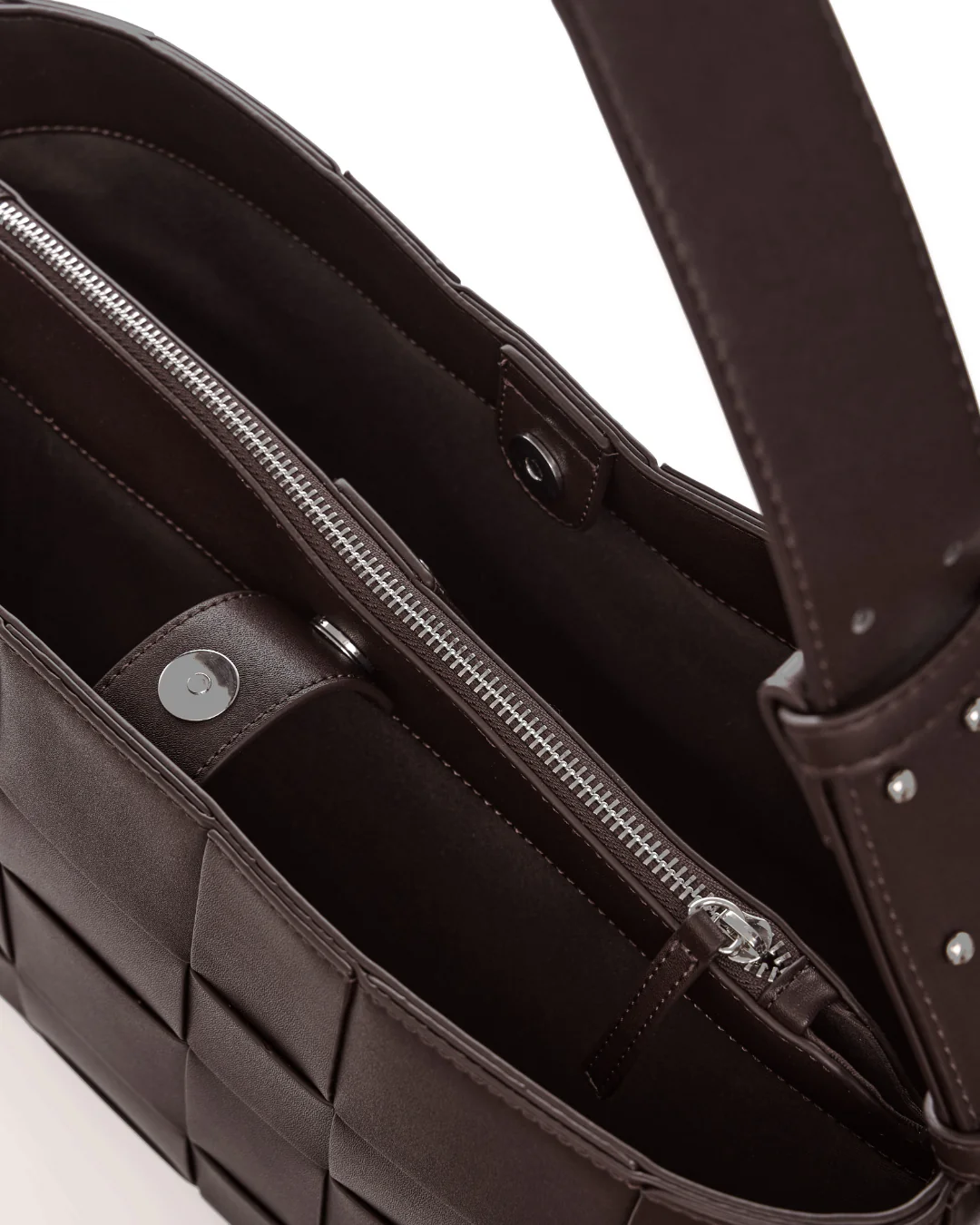 Large Woven Frame Bag in Espresso - Image 5